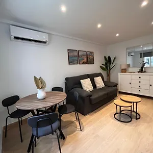 https://apartamento-1-dormitorio-geraneos-14.1costadelsol.com